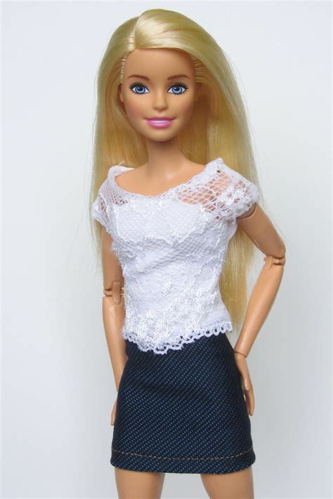 barbie made to move doll original with blonde hair