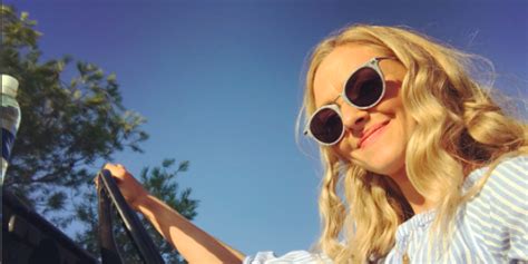amanda seyfried just shared photos from the mamma mia 2 set and here