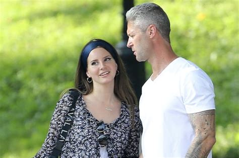 lana del rey is dating police officer sean “sticks” larkin and here are photos as proof