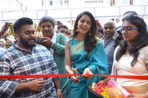 Rakul Preet Singh Launches Southindia Shopping Mall At Parklane