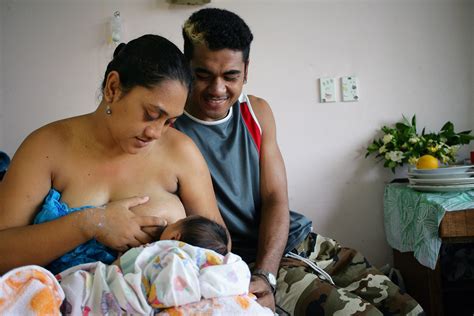 why breastfeeding mums deserve our support unicef australia