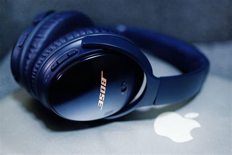 bose quiet comfort qc ii midnight blue  rose gold wordings limited edition audio