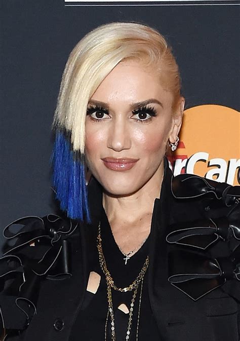 Gwen Stefani’s Blue Hair — How To Get Colored Hair For