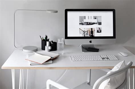 minimalist desks   walls
