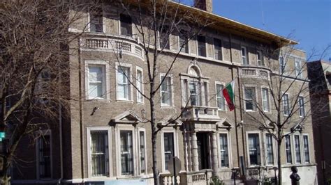 Посолството ни в САЩ Нямаме връзка с много българи в
