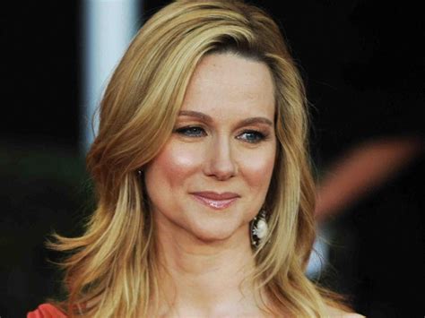 pictures of laura linney