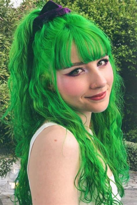 Is Green Color A Good Option For My Hair In 2021 Neon Green Hair