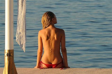 kimberley garner topless sunbathing in mykonos scandal planet