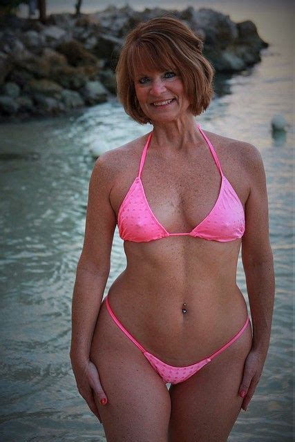 hot granny bikini adult archive