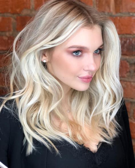 balayage blond blonde hair  highlights front highlights bright blonde blonde lob icy