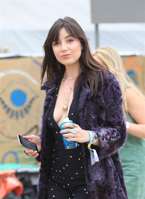 Daisy Lowe Cleavage The Fappening 2014 2019 Celebrity