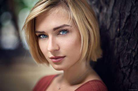 People 2048x1365 Women Face Portrait Blue Eyes Lods Franck Blonde Short