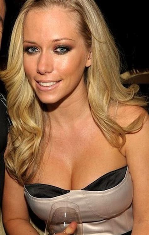 Can You Guess The Celebrity Cleavage Barnorama