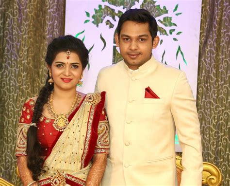 lg moviee dd vijay tv anchor divyadarshini srikanth wedding photos