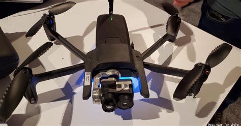 anafi thermal se il nuovo drone tattico parrot quadricottero news