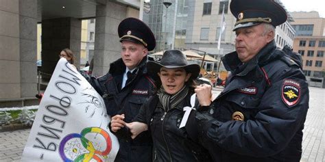 Russia S Gay Athletic Games Suffer Disruption Harassment Huffpost Voices