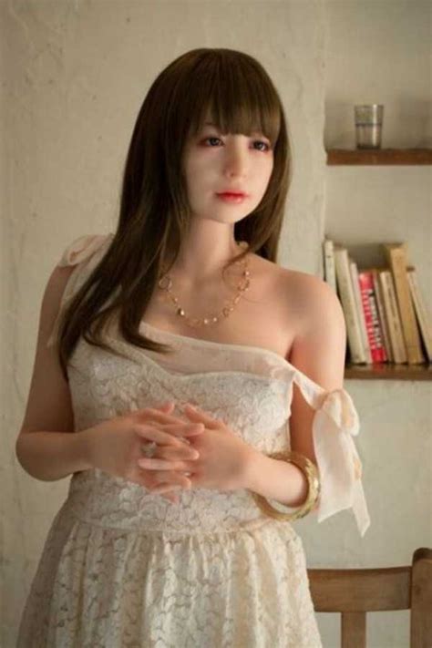 45 Realistic Sex Dolls You Probably Can T Afford Creepy