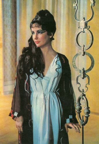 Elizabeth Taylor In Cleopatra 1963 German Postcard By