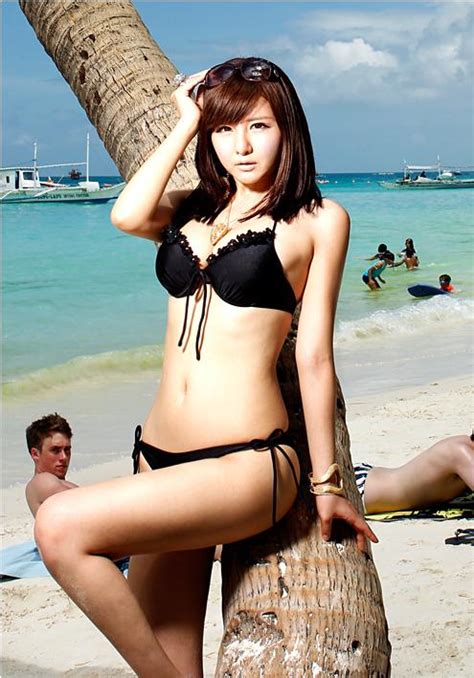 foto model sexy dan cantik korea ryu ji hye area birahi