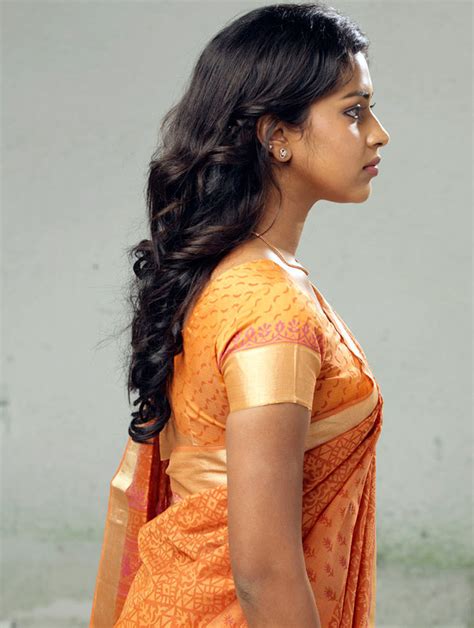 amala paul beautiful indian treditional saree exclusive stills beautiful indian actress cute