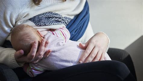 french woman allegedly slapped verbally harassed while breastfeeding