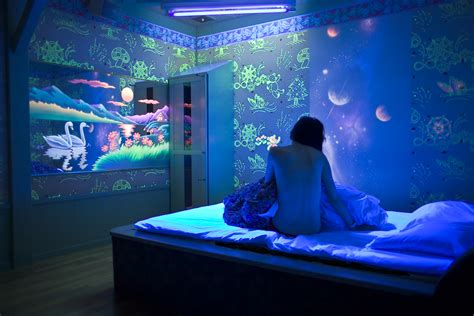 [editorial] The Space And Escape For Intimacy The Love Hotels In Tokyo