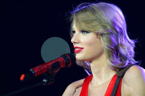 Taylor Swift New Haircut Debuts New Shorter Style At Final London O2