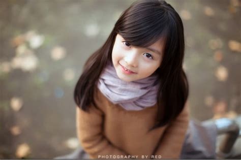 Cute Little Chinese Girl Becomes Internet Sensation People S Daily Online
