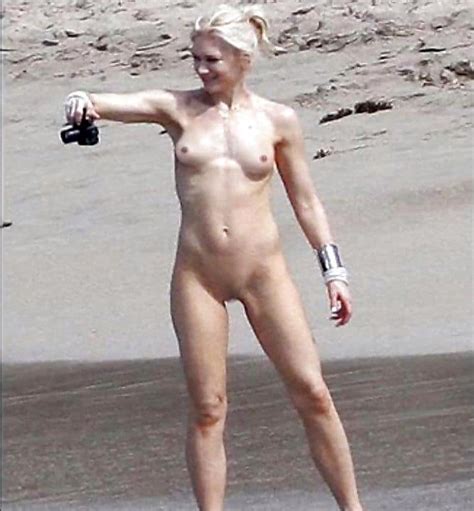 Singer Gwen Stefani Nude Tits And Paparazzi Beach Photos