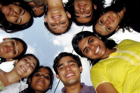 3 Reasons Why You Should Start Volunteering Today Youth