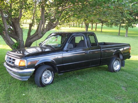 bought    ford ranger extended cab   miles manual transmission ac