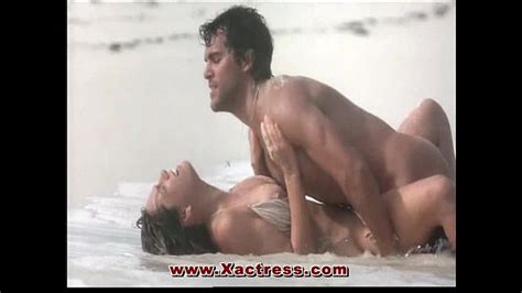 Actress Kelly Brook Banged On Beach Xnxx