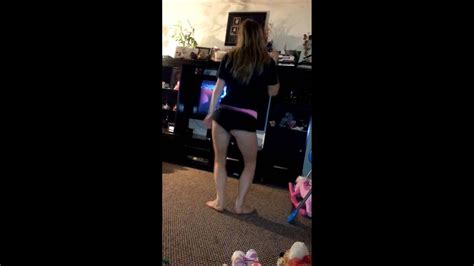 white girl twerk youtube