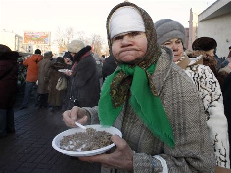 Food Prices Surge As Panicked Russians Empty Their Bank Machines Of
