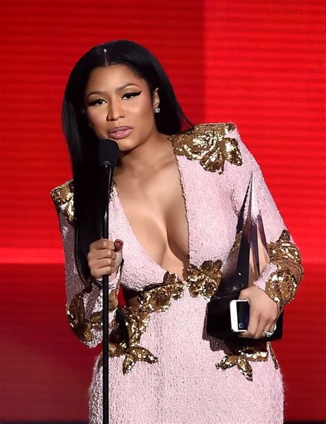 nicki minaj at 2015 american music awards in los angeles 11 22 2015