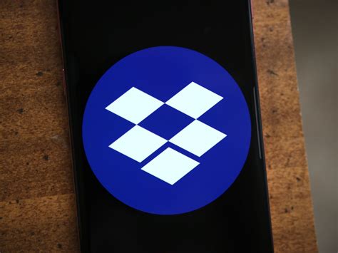 dropbox launches  password manager  secure vault widely    paid users android