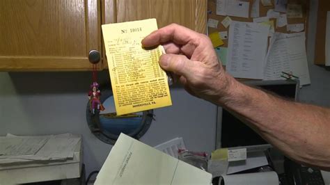 driver  felt guilty pays parking ticket   years abc los