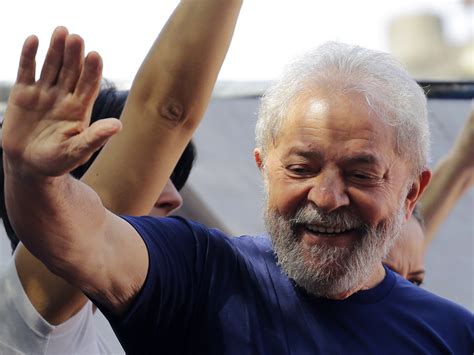 lula da silva brazils beloved  president surrenders  standoff