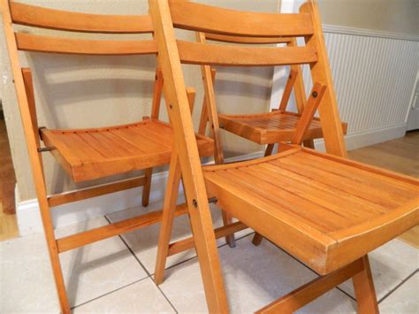 vintage folding wood chairs set   stamped   romania etsy