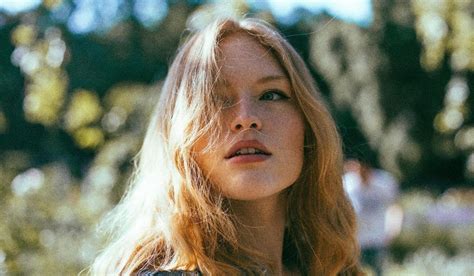 interview freya ridings “it is surreal to hear a song on the radio you
