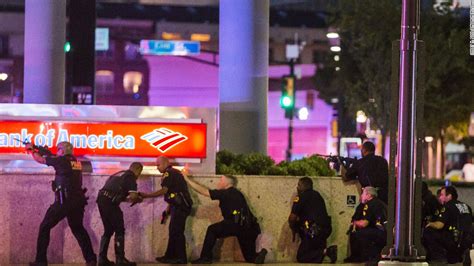 dallas sniper attack 5 officers killed suspect id d cnn