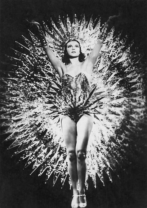 перспектива блясък лабиринт La Jana Artist Dancers 1930 биология Летя