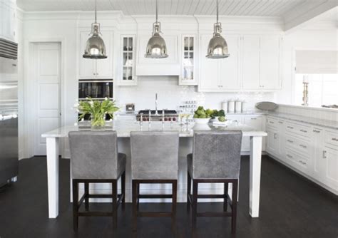 grey  white kitchens