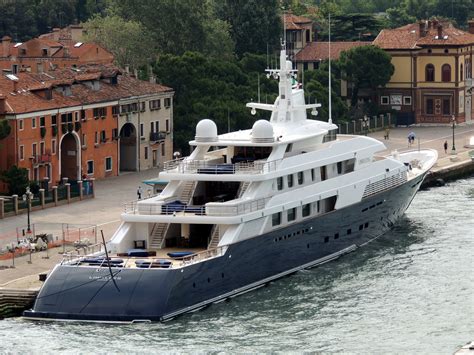 limitless yacht les wexner 100m superyacht