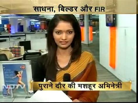 spicy newsreaders hot newsreaders of ndtv india in saree