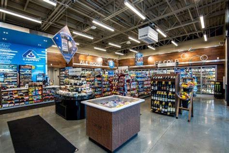 store design   convenience stores  upscale