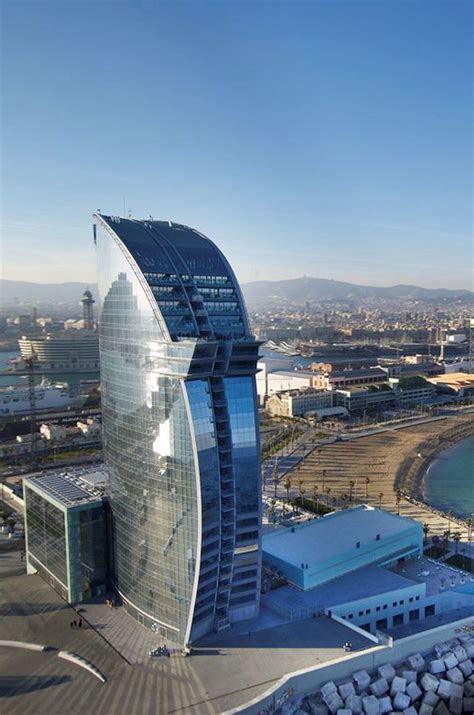 edificio nueva arquitectura en la playa barcelona spain viajes spain edificios