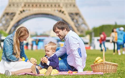 Spoil Your Mom This Mother S Day With A Trip To Paris Paris Perfect