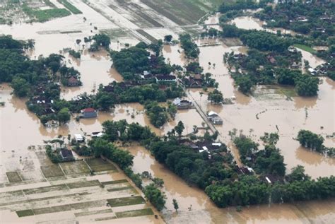 Penyebab Terjadinya Banjir Homecare24