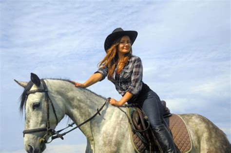 western style tips for the cowgirl fashion fashion weekly
